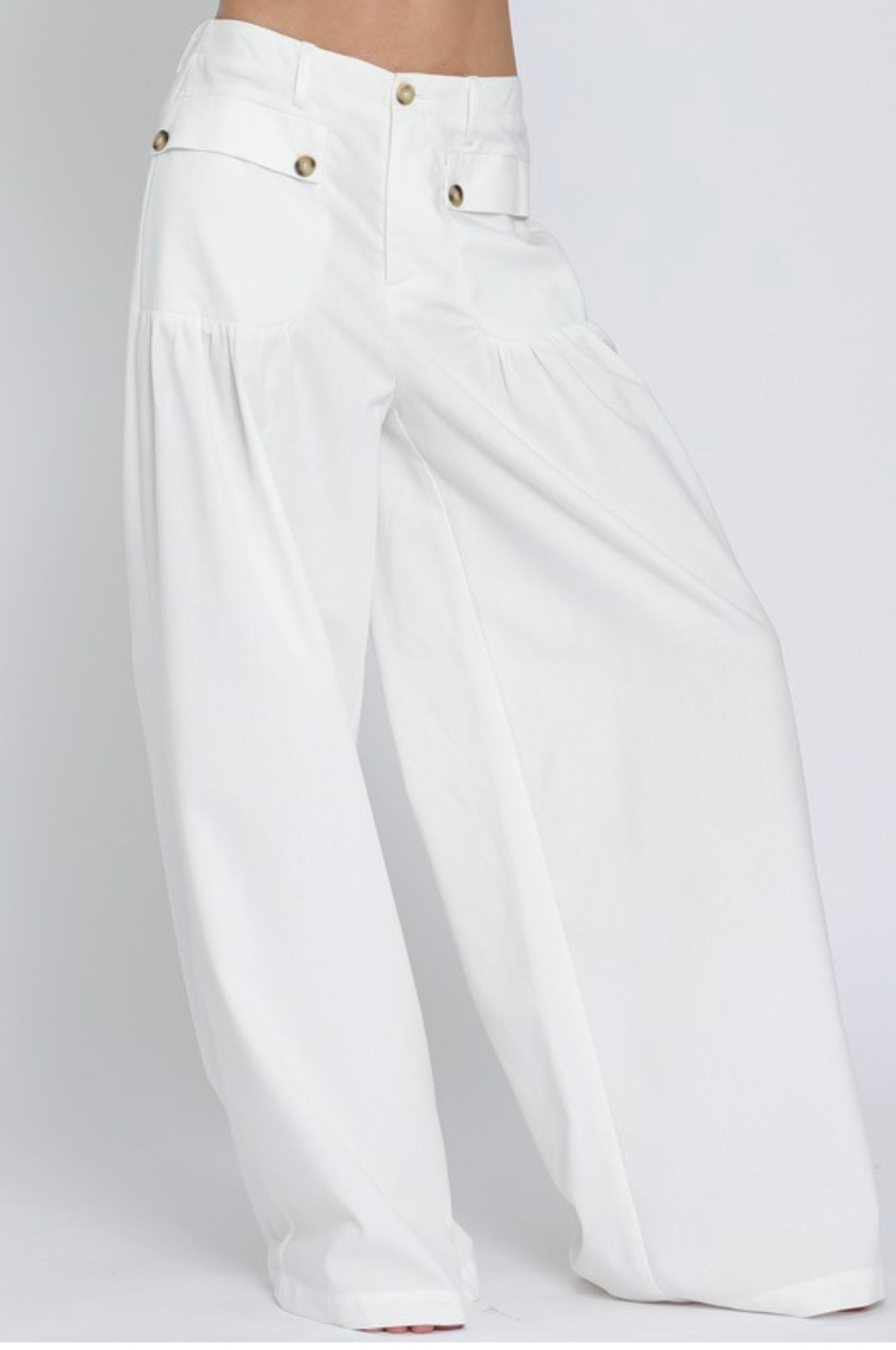 Capri pants