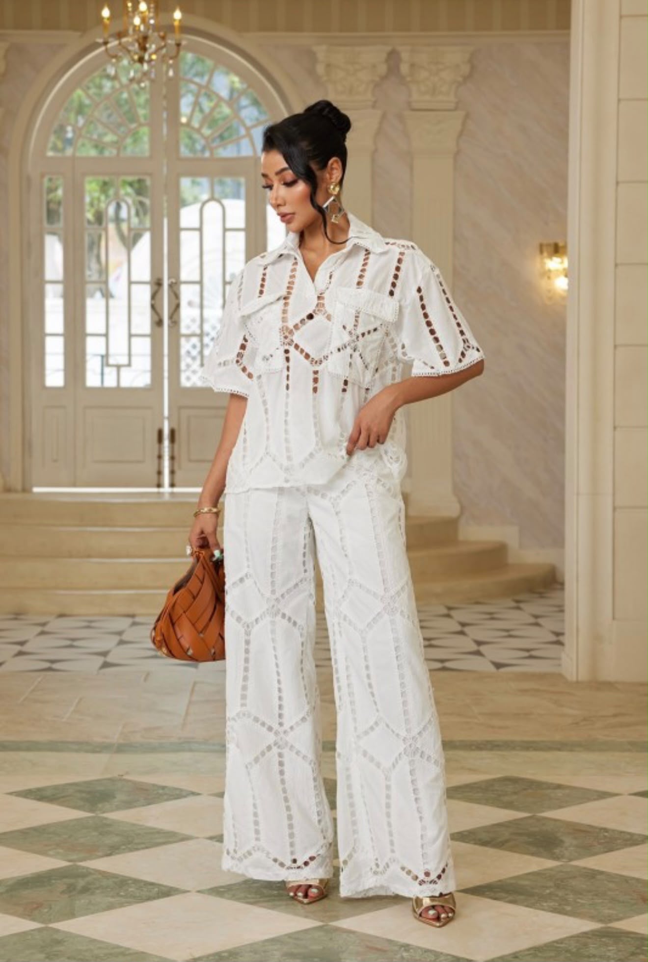 Lara Eyelet Set